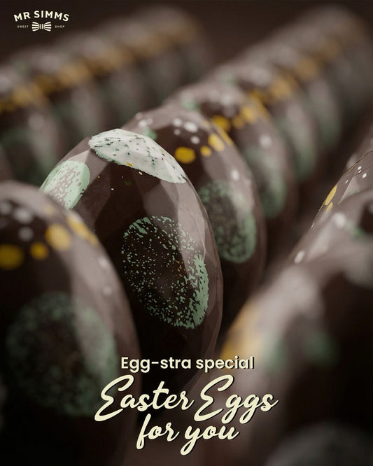 Dark Dubai Chocolate Easter Egg ( blue / dark chocolate)