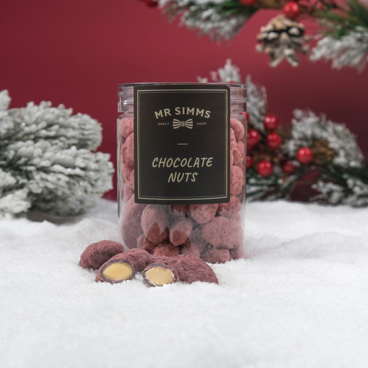 Simonds Sweets Handcrafted Strawberry Chocolate Almond 140g – Mr Simms Olde Sweet Shoppe